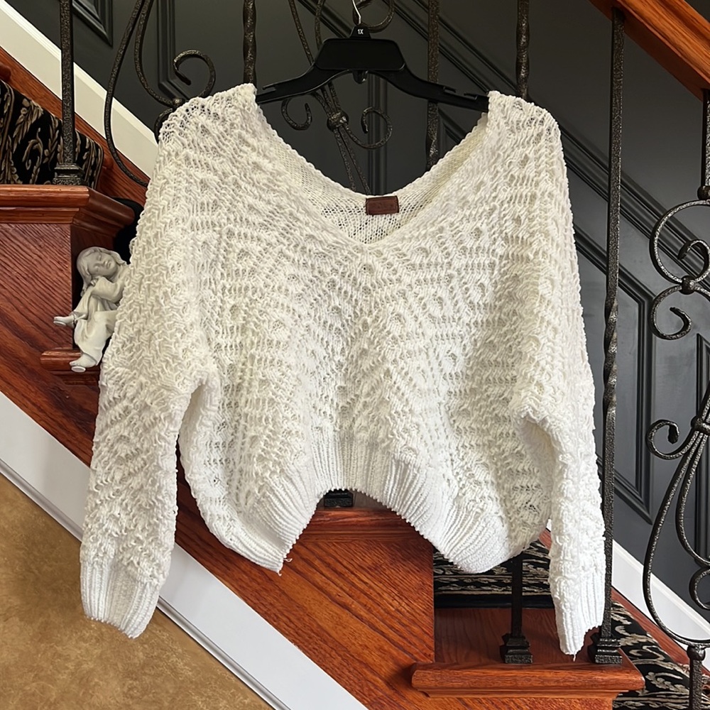 POL Women’s Chunky Knit Dolman Long Sleeve V-Neck Short Sweater Top Size S
